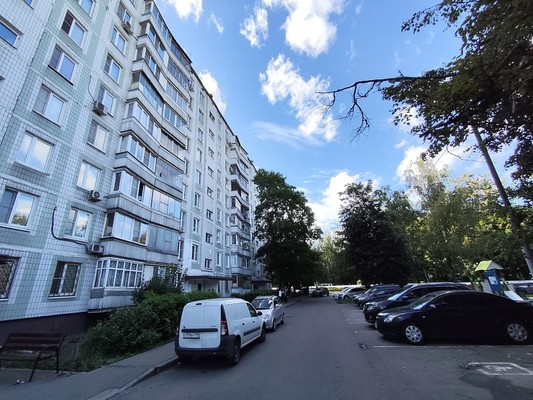 Продам однокомнатную (1-комн.) квартиру, Московская ул, 30к1, Пенино д