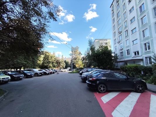 Продам однокомнатную (1-комн.) квартиру, Московская ул, 30к1, Пенино д
