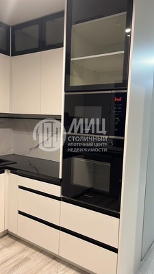 Продам трехкомнатную (3-комн.) квартиру, Барышиха ул, 44, Москва г