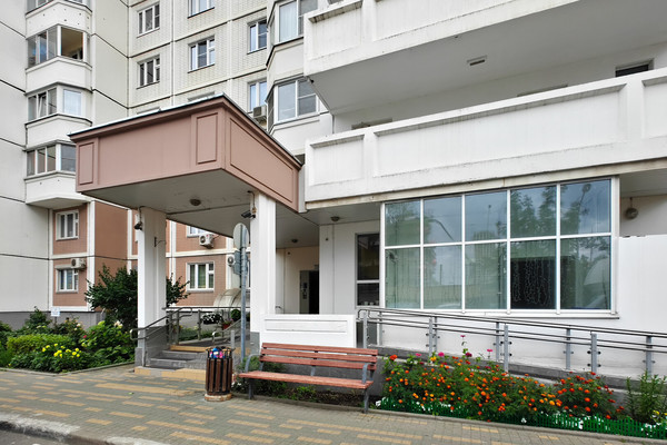 Сдам двухкомнатную (2-комн.) квартиру, Большая Очаковская ул, 3, Москва г