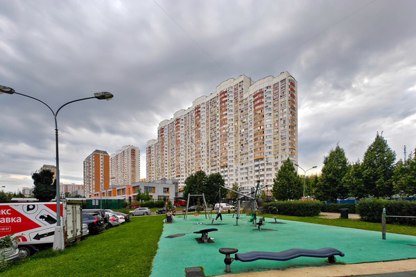 Сдам двухкомнатную (2-комн.) квартиру, Большая Очаковская ул, 3, Москва г