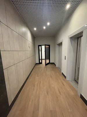 Продам трехкомнатную (3-комн.) квартиру, Олимпийский пр-кт, 10к1, Москва г