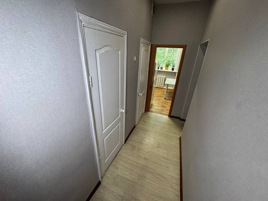 Продам трехкомнатную (3-комн.) квартиру, Севастопольская ул, 12к11, Комсомольск-на-Амуре г