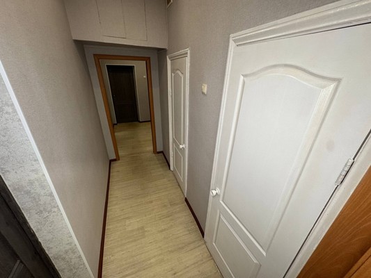 Продам трехкомнатную (3-комн.) квартиру, Севастопольская ул, 12к11, Комсомольск-на-Амуре г
