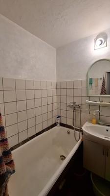 Продам комнату в 2-комн. квартире, Днепропетровская ул, 27к1, Москва г