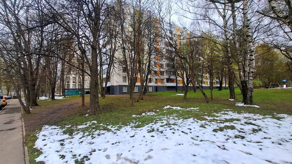 Продам комнату в 2-комн. квартире, Днепропетровская ул, 27к1, Москва г
