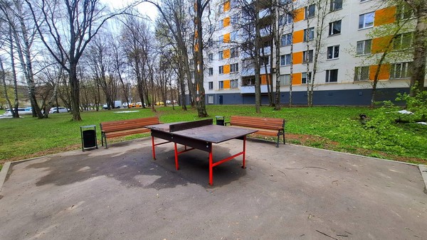 Продам комнату в 2-комн. квартире, Днепропетровская ул, 27к1, Москва г