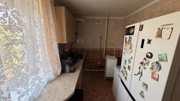 Продам дом, 2 мкр, Кропоткин г, 0 км от города