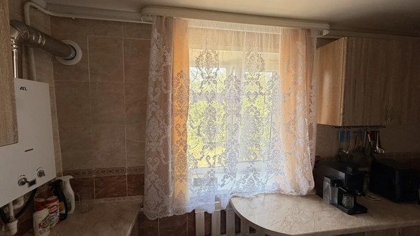 Продам дом, 2 мкр, Кропоткин г, 0 км от города