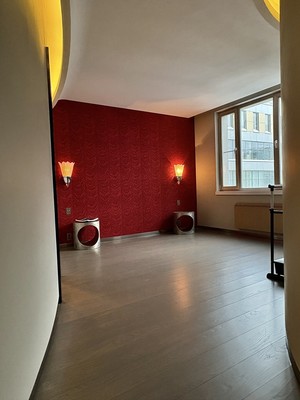 Продам трехкомнатную (3-комн.) квартиру, Шаболовка ул, 10к1, Москва г