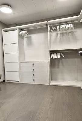 Продам трехкомнатную (3-комн.) квартиру, Шаболовка ул, 10к1, Москва г