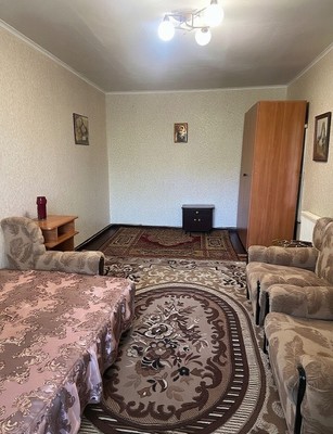 Продам однокомнатную (1-комн.) квартиру, Таганрогская ул, 139к2, Ростов-на-Дону г