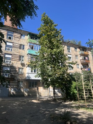 Продам однокомнатную (1-комн.) квартиру, Таганрогская ул, 139к2, Ростов-на-Дону г