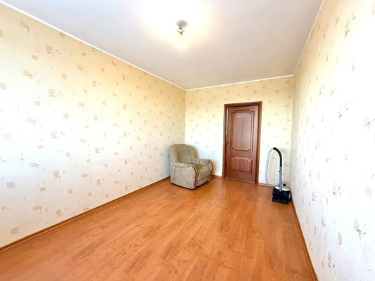 Продам трехкомнатную (3-комн.) квартиру, Высокая ул, 1, Ерино п