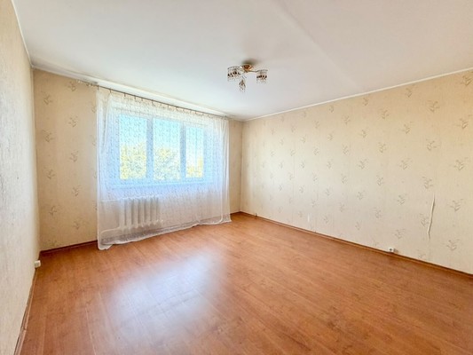 Продам трехкомнатную (3-комн.) квартиру, Высокая ул, 1, Ерино п