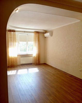 Продам двухкомнатную (2-комн.) квартиру, Братский пер, 56к1, Ростов-на-Дону г
