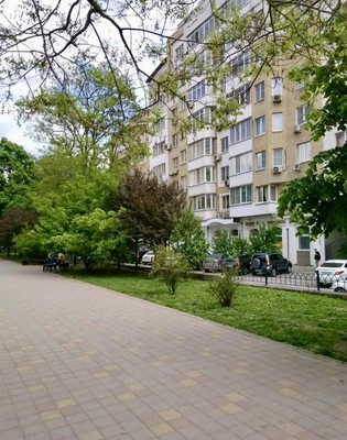 Продам двухкомнатную (2-комн.) квартиру, Братский пер, 56к1, Ростов-на-Дону г