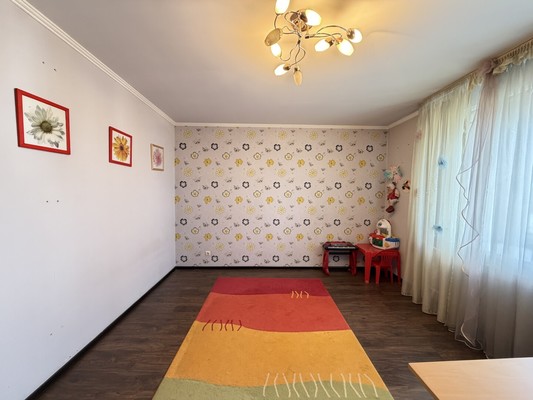 Продам трехкомнатную (3-комн.) квартиру, Широкая ул, 2, Казань г