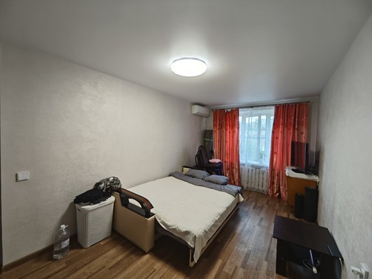 Продам комнату в 4-комн. квартире, 2-я Краснодарская ул, 96/7, Ростов-на-Дону г