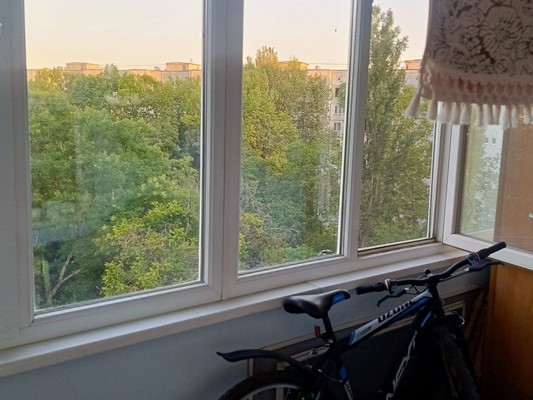 Продам трехкомнатную (3-комн.) квартиру, Марка Донского ул, 20, Симферополь г