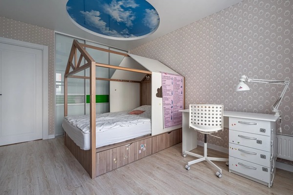 Продам трехкомнатную (3-комн.) квартиру, Фикрята Табеева ул, 5, Казань г