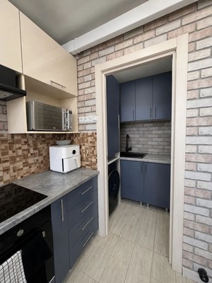 Продам трехкомнатную (3-комн.) квартиру, Калинина ул, 135, Ишим г