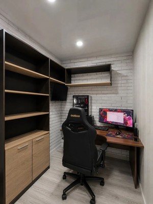 Продам трехкомнатную (3-комн.) квартиру, Калинина ул, 135, Ишим г