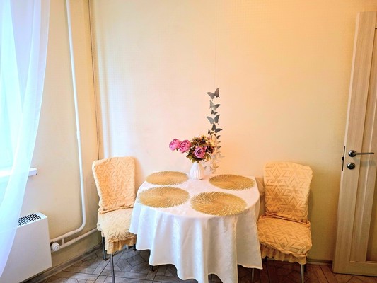 Продам двухкомнатную (2-комн.) квартиру, Северный (Купелинка мкр) кв-л, 5, Сапроново д