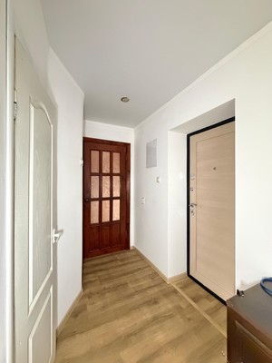 Продам двухкомнатную (2-комн.) квартиру, Байсултанова ул, 3, Нальчик г