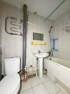 Продам двухкомнатную (2-комн.) квартиру, Байсултанова ул, 3, Нальчик г