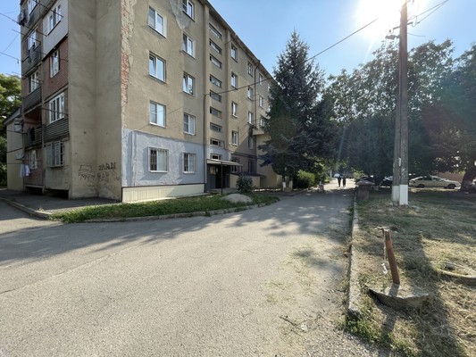 Продам двухкомнатную (2-комн.) квартиру, Мусова ул, 29, Нальчик г