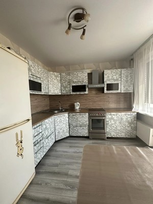 Сдам двухкомнатную (2-комн.) квартиру, 9-я Тихая ул, 11, Краснодар г