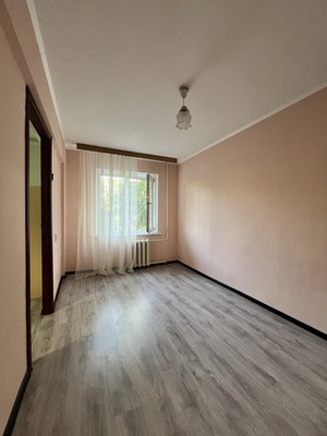 Сдам двухкомнатную (2-комн.) квартиру, им. Селезнева ул, 184, Краснодар г