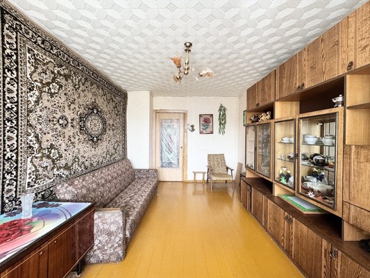 Продам двухкомнатную (2-комн.) квартиру, Московский пр-кт, 10к2, Брянск г
