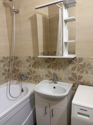 Продам двухкомнатную (2-комн.) квартиру, 1-й Предпортовый проезд, 13, Санкт-Петербург г