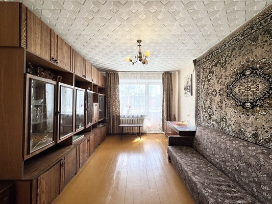 Продам двухкомнатную (2-комн.) квартиру, Московский пр-кт, 10к2, Брянск г