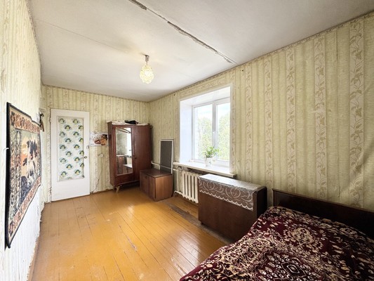 Продам двухкомнатную (2-комн.) квартиру, Московский пр-кт, 10к2, Брянск г