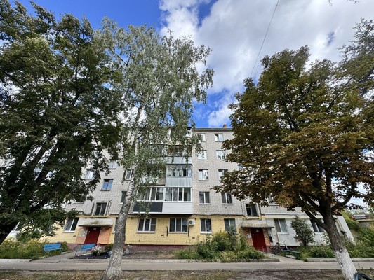 Продам двухкомнатную (2-комн.) квартиру, Московский пр-кт, 10к2, Брянск г