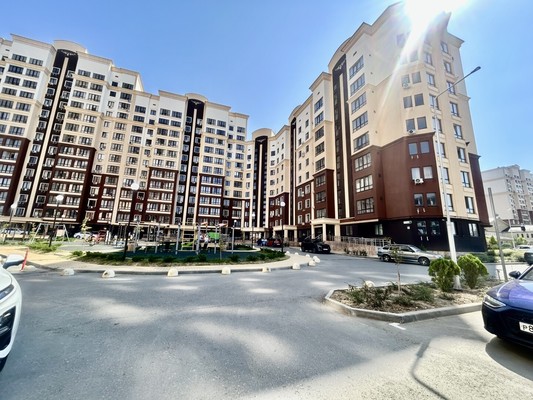 Продам двухкомнатную (2-комн.) квартиру, Крымской весны ул, 13к2, Мирное с