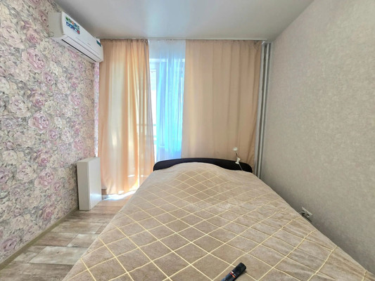 Продам двухкомнатную (2-комн.) квартиру, Лесная ул, 7к1, Ерино д