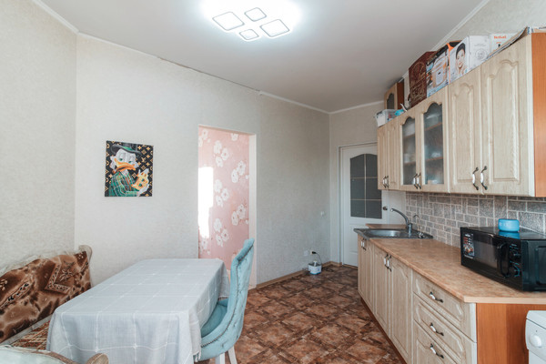Продам трехкомнатную (3-комн.) квартиру, Объездная ул, 10, Ханты-Мансийск г