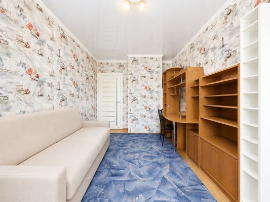 Продам трехкомнатную (3-комн.) квартиру, Рашпилевская ул, 32, Краснодар г