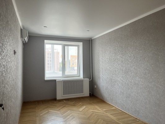 Продам трехкомнатную (3-комн.) квартиру, им. Пушкина ул, 5, Краснодар г