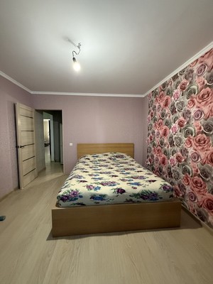 Продам двухкомнатную (2-комн.) квартиру, им. Академика Лукьяненко П.П. ул, 28, Краснодар г