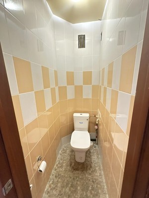 Продам трехкомнатную (3-комн.) квартиру, Октябрьская пл, 1, Таганрог г