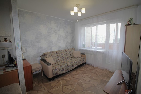 Продам двухкомнатную (2-комн.) квартиру, Гашкова ул, 35, Пермь г