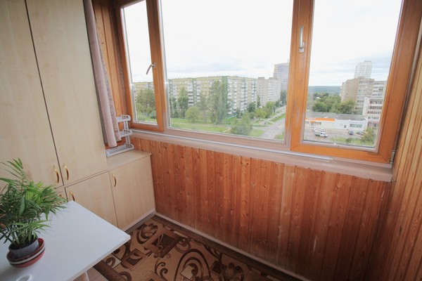 Продам двухкомнатную (2-комн.) квартиру, Гашкова ул, 35, Пермь г