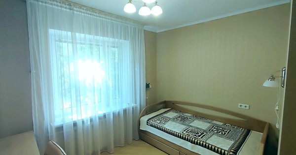 Продам многокомнатную квартиру, Зорге ул, 25/4, Ростов-на-Дону г