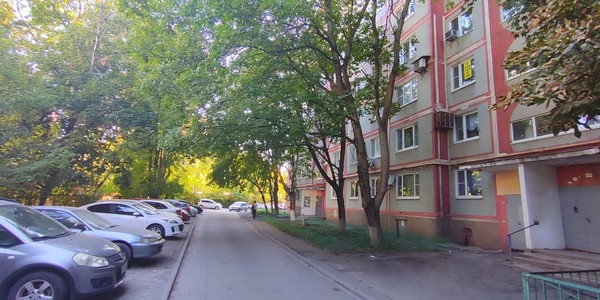 Продам многокомнатную квартиру, Зорге ул, 25/4, Ростов-на-Дону г