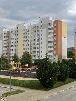 Продам двухкомнатную (2-комн.) квартиру, Батурина ул, 197, Симферополь г